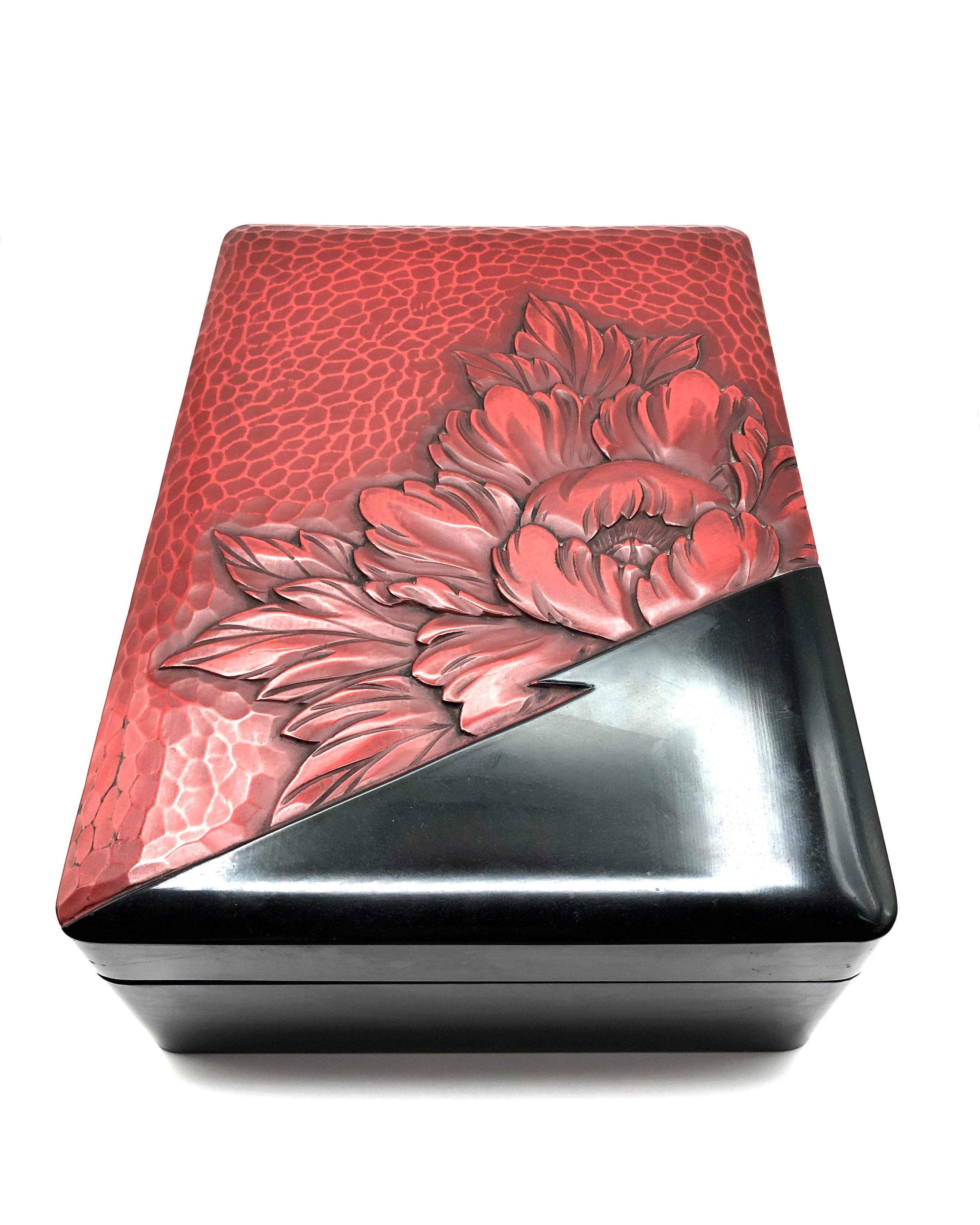 Antique Japanese Kamakura Lacquer Document Box with Peony Motif | Shorui bokkusu