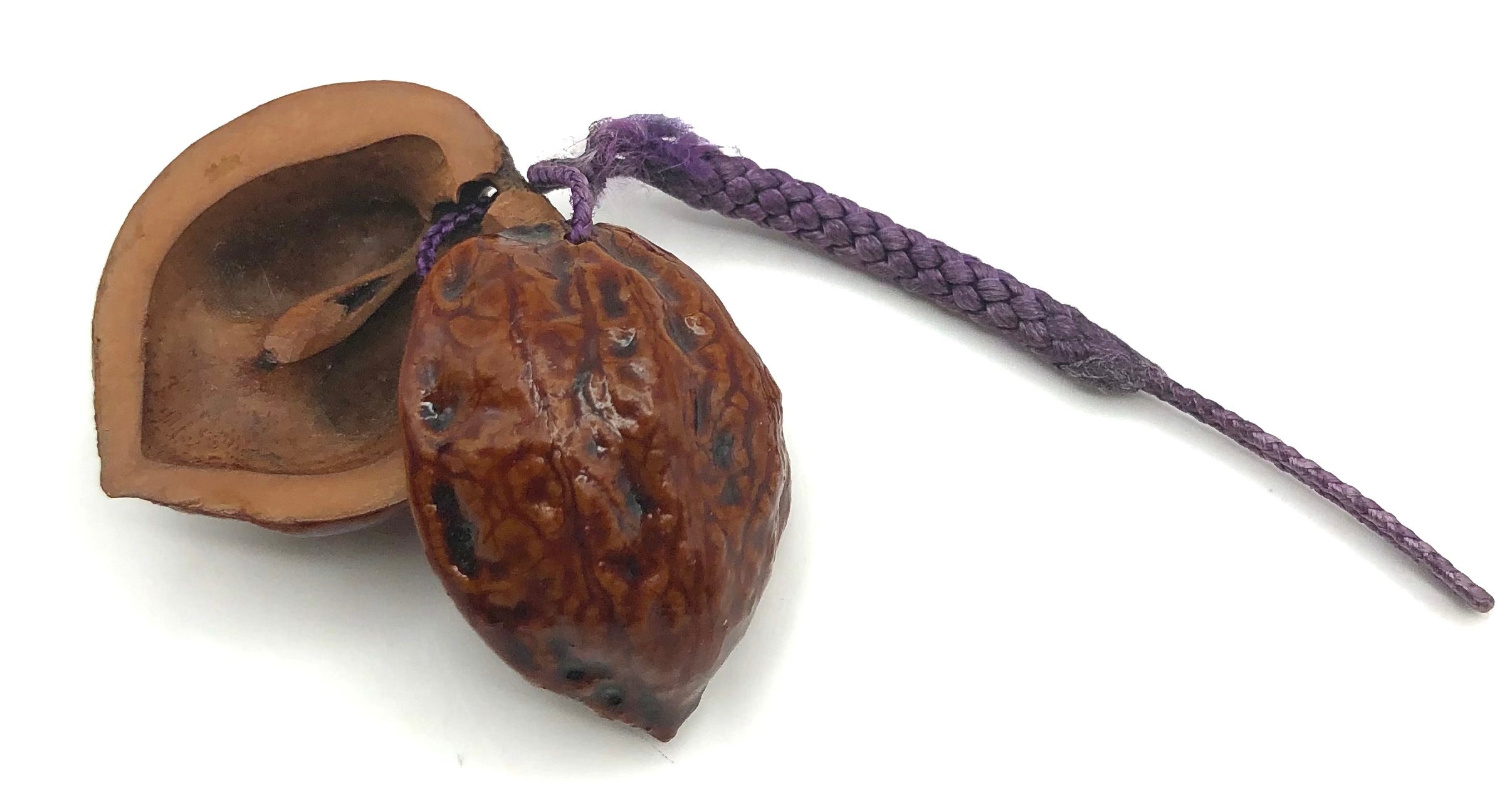 Vintage Japanese Walnut Amulet (Toggle)