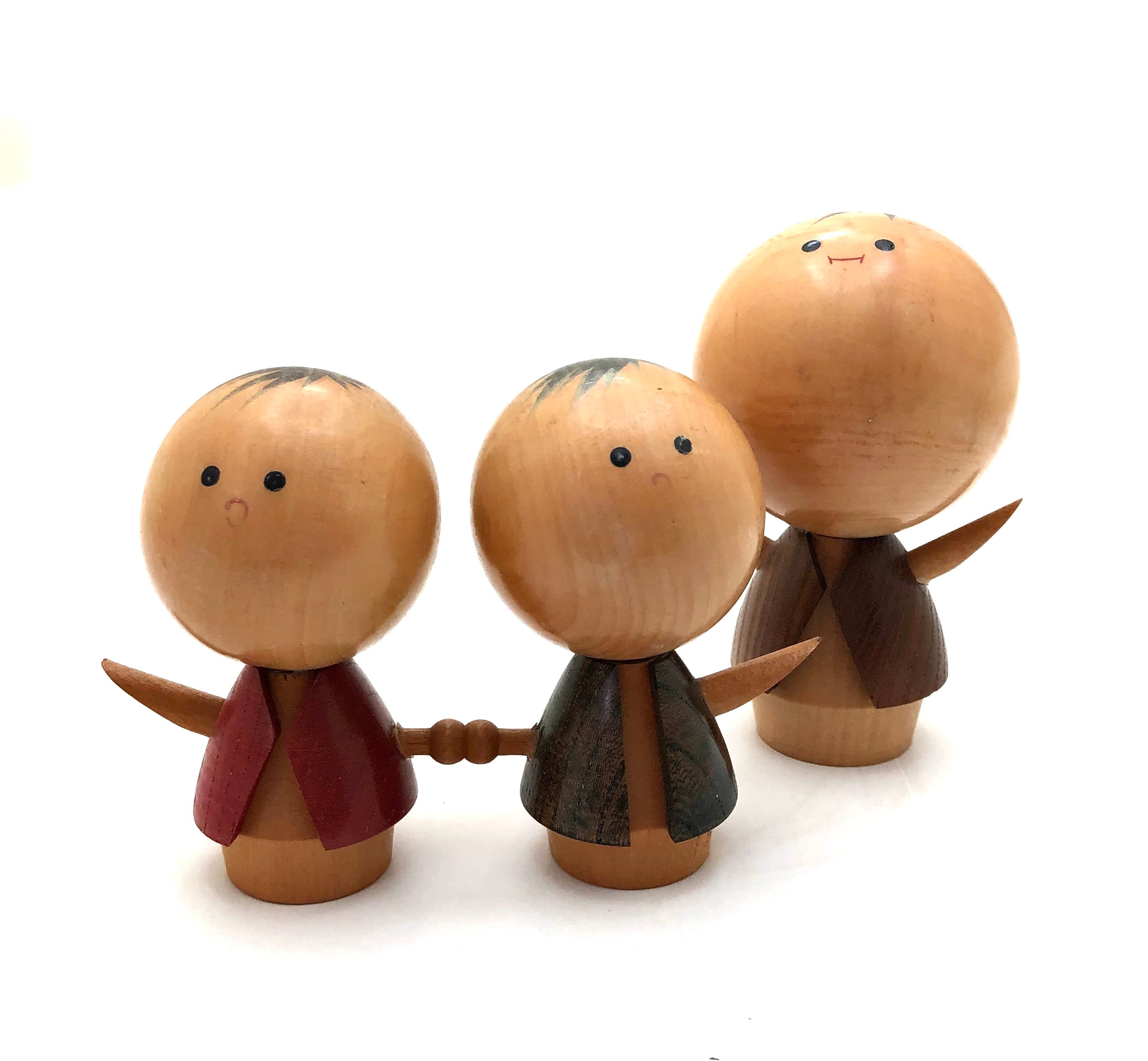 Vintage Japanese Sosaku Kokeshi entitled: “Siblings | Hibari” by Kato, Koumei