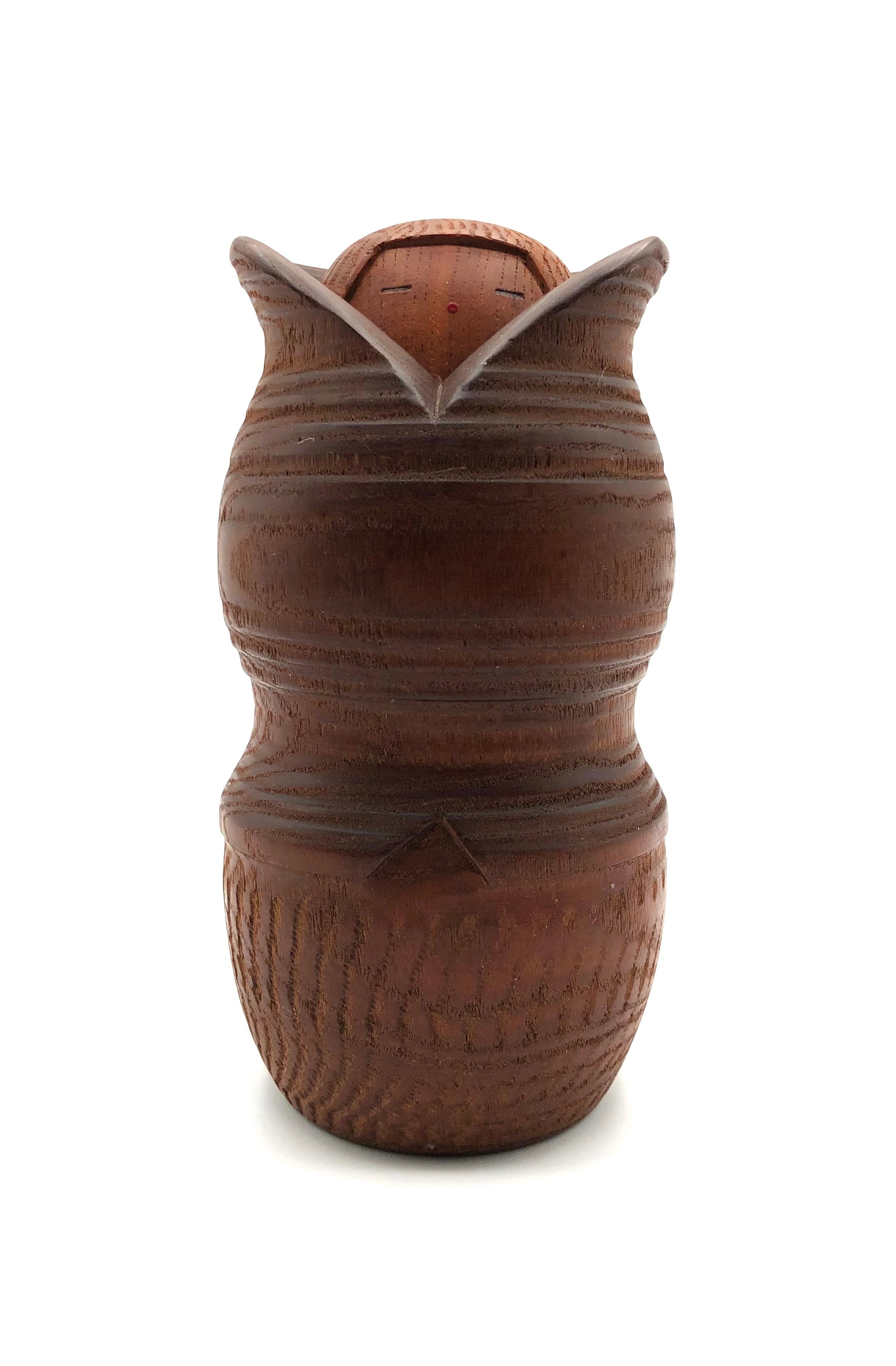 Vintage Sosaku Kokeshi entitled: “Hanarete Kaze Kara | Away From The Wind)” by Takeda, Masashi